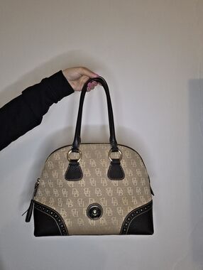 Dooney & Bourke Handbag